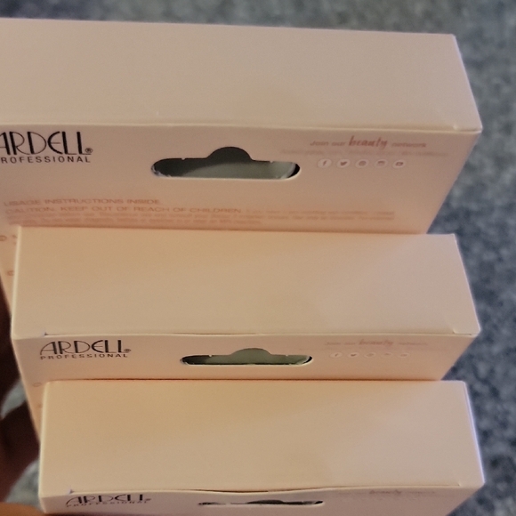 Ardell Magnetic Black Liner & 1 Pair Of Lashes 3 Sets - Picture 4 of 5